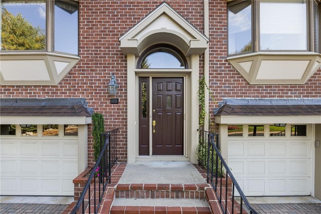 Condominium at 203 Dean Ridge Court, Cranston, photo 36 of 36