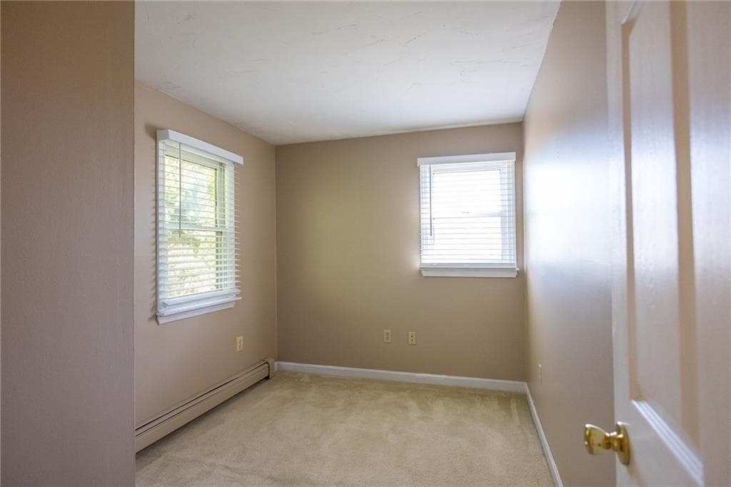 Single Family Residence at 31 Stockholm Street, Bellingham, photo 23 of 33