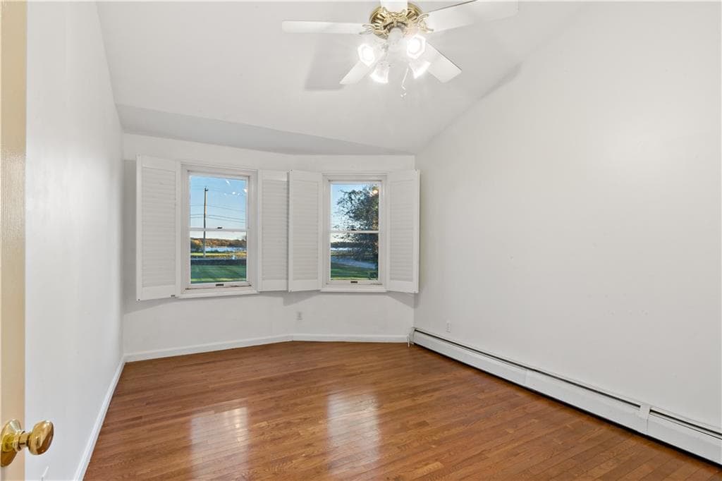 Single Family Residence at 487 Union Street, Portsmouth, photo 30 of 44