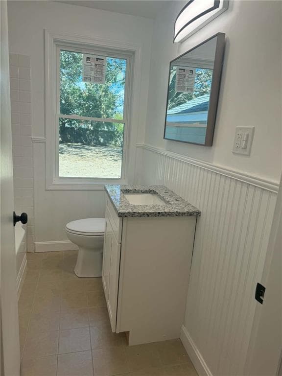 Single Family Residence at 112 Durfee Road, Tiverton, photo 19 of 24