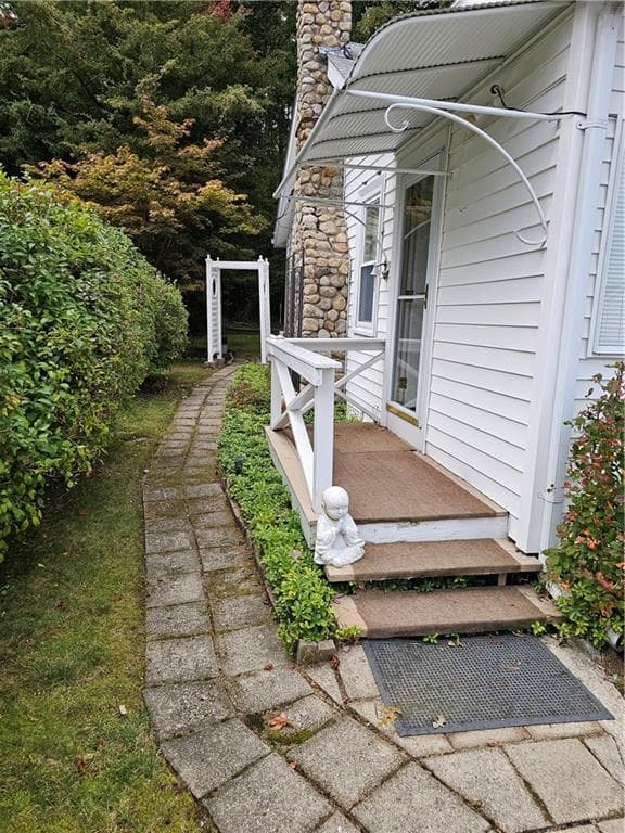 Single Family Residence at 260 C Mishnock Road, West Greenwich, photo 18 of 24