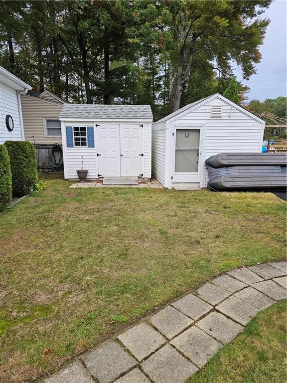 Single Family Residence at 260 C Mishnock Road, West Greenwich, photo 21 of 24