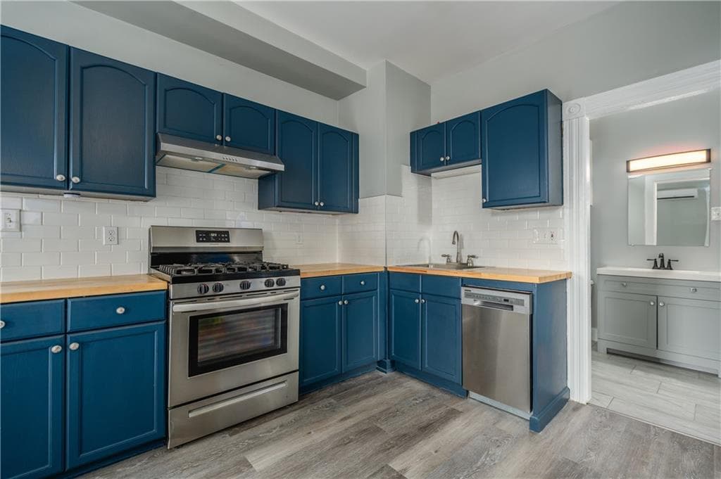 Condominium at 58 Columbia Avenue UNIT 3, Cranston, photo 6 of 19