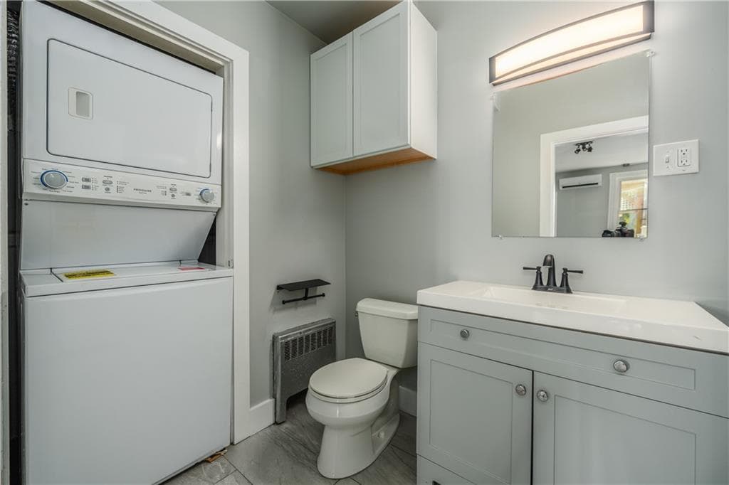 Condominium at 58 Columbia Avenue UNIT 3, Cranston, photo 12 of 19