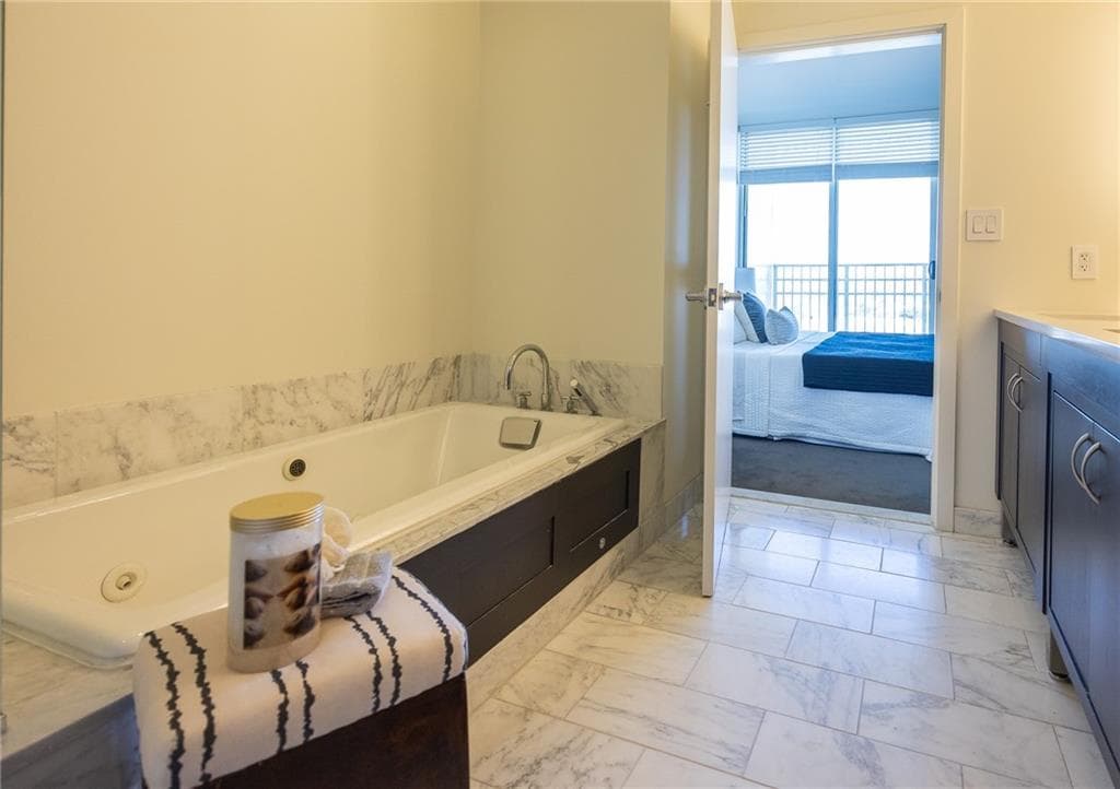 Condominium at 1 West Exchange Street UNIT 2504, Providence, photo 17 of 25