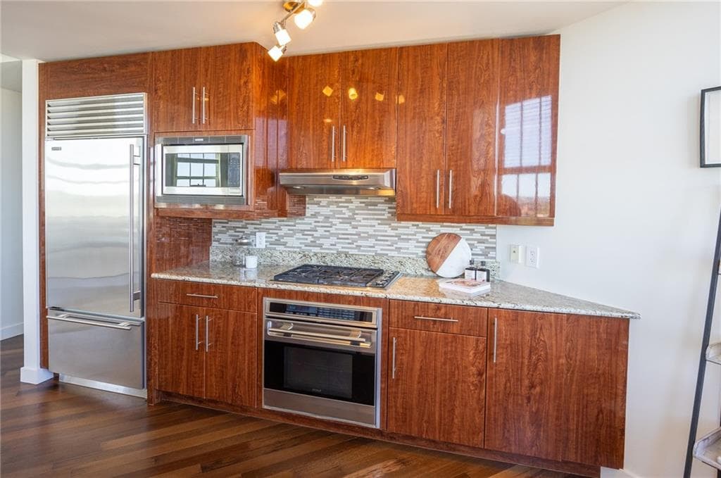 Condominium at 1 West Exchange Street UNIT 2504, Providence, photo 9 of 25