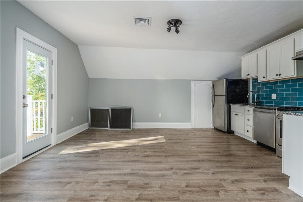 Condominium at 58 Columbia Avenue UNIT 4, Cranston, photo 6 of 25