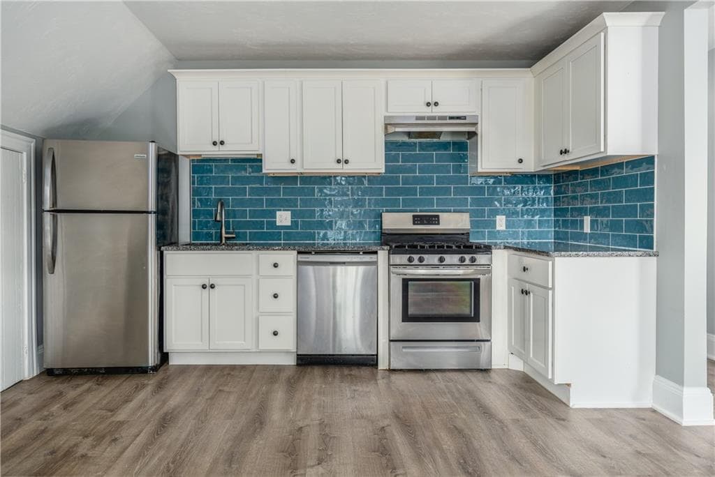 Condominium at 58 Columbia Avenue UNIT 4, Cranston, photo 8 of 25