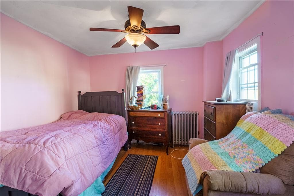 Single Family Residence at 17 East Greenwich Avenue, West Warwick, photo 5 of 18