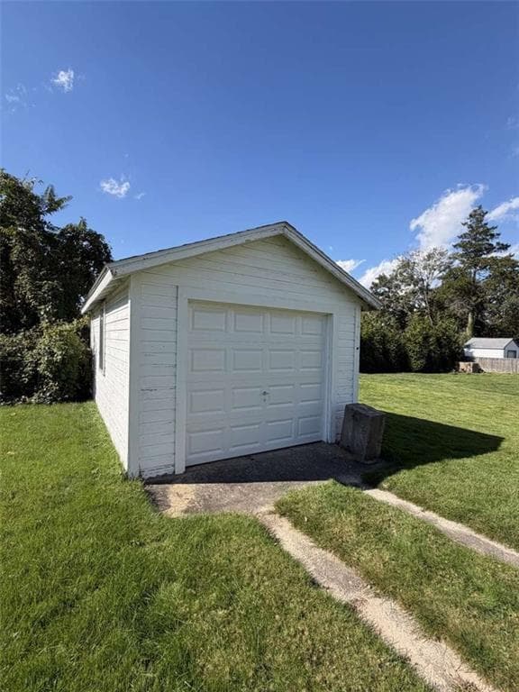Single Family Residence at 39 Chester Avenue, Westerly, photo 16 of 19