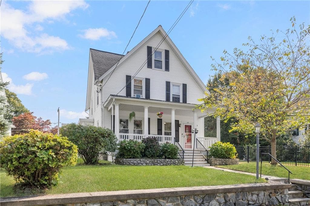 28 Homestead Avenue