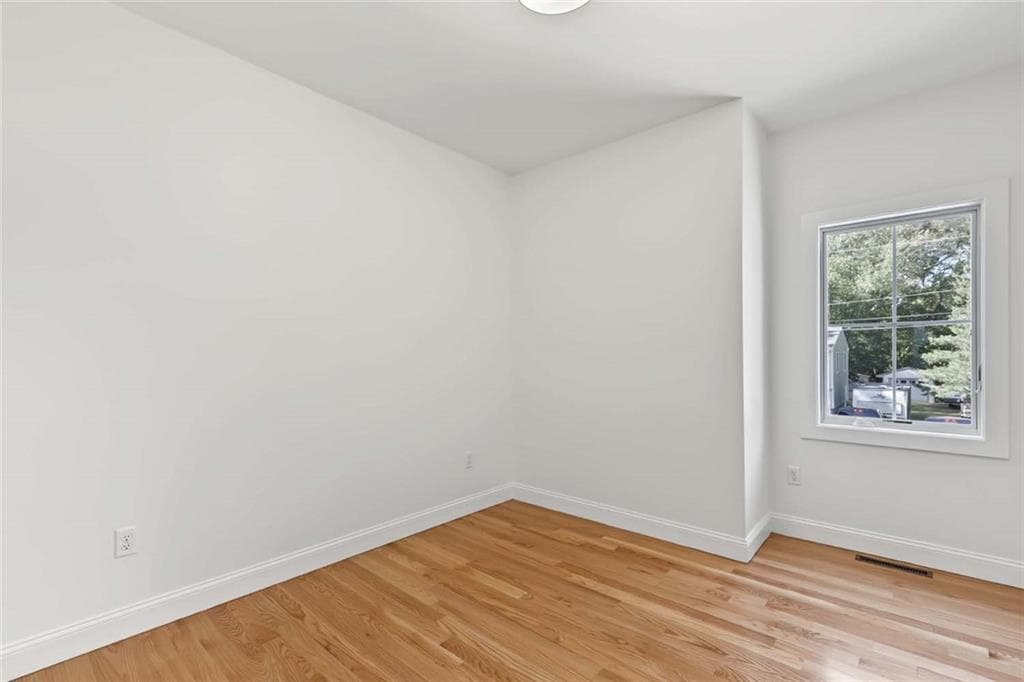 Single Family Residence at 31 Huckleberry Trail, Narragansett, photo 23 of 38
