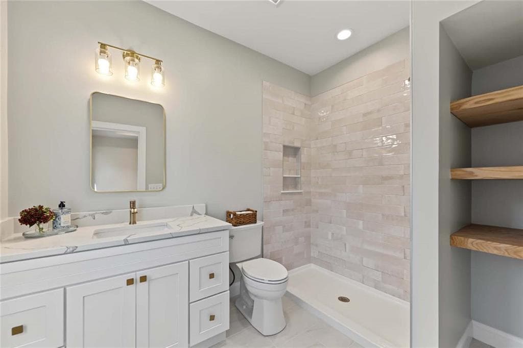 Single Family Residence at 31 Huckleberry Trail, Narragansett, photo 16 of 38