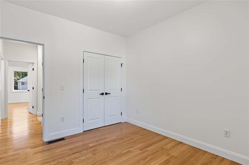 Single Family Residence at 31 Huckleberry Trail, Narragansett, photo 24 of 38