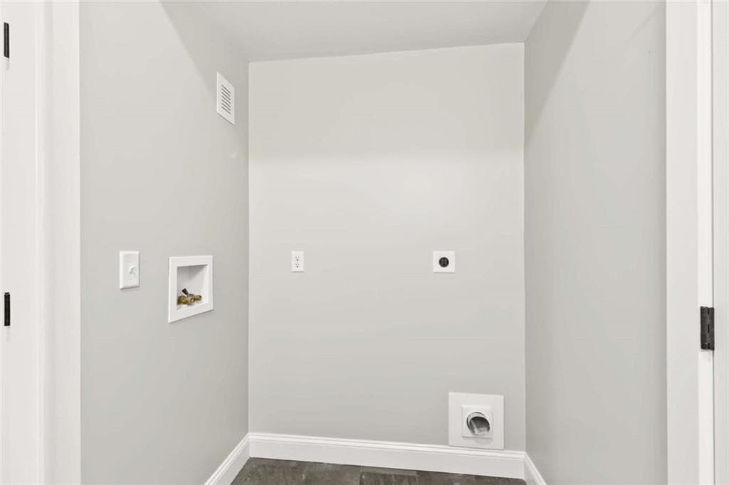 Single Family Residence at 31 Huckleberry Trail, Narragansett, photo 34 of 38