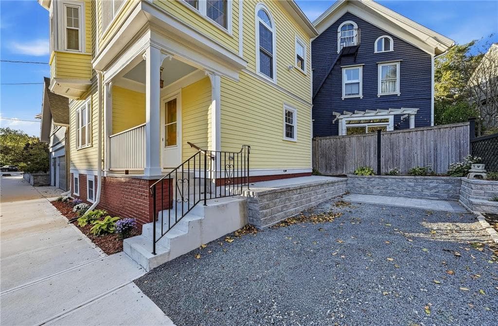 Single Family Residence at 20 Nisbet Street, Providence, photo 3 of 43