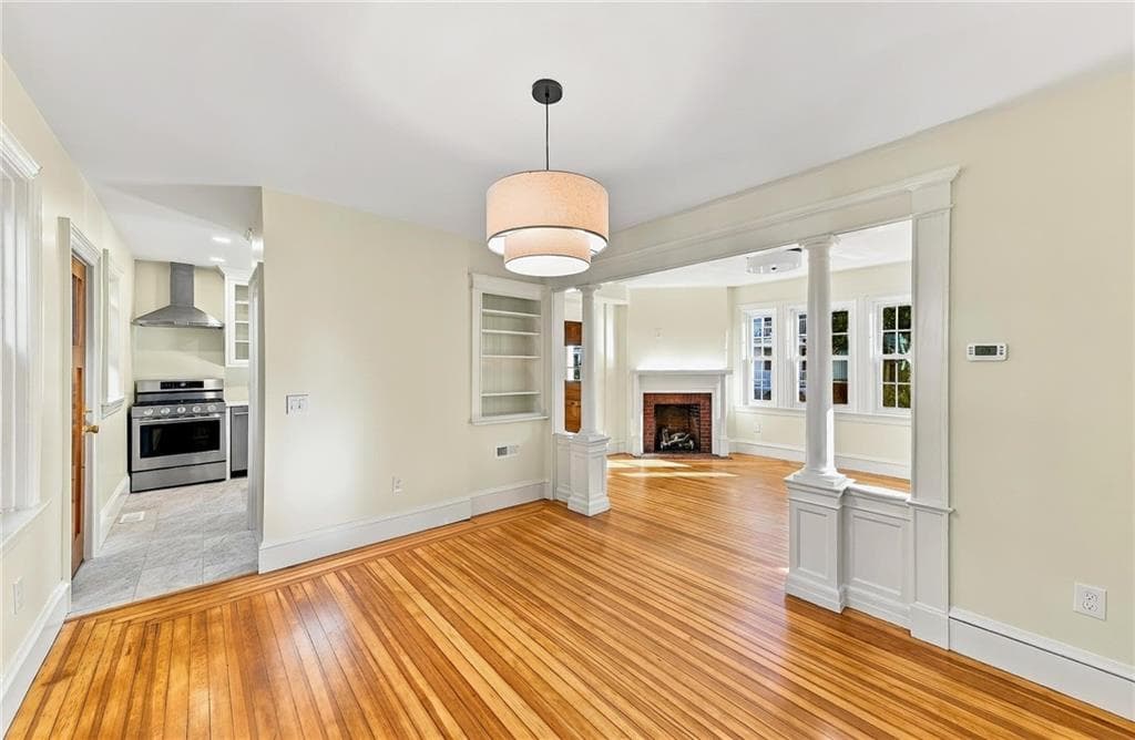 Single Family Residence at 20 Nisbet Street, Providence, photo 9 of 43
