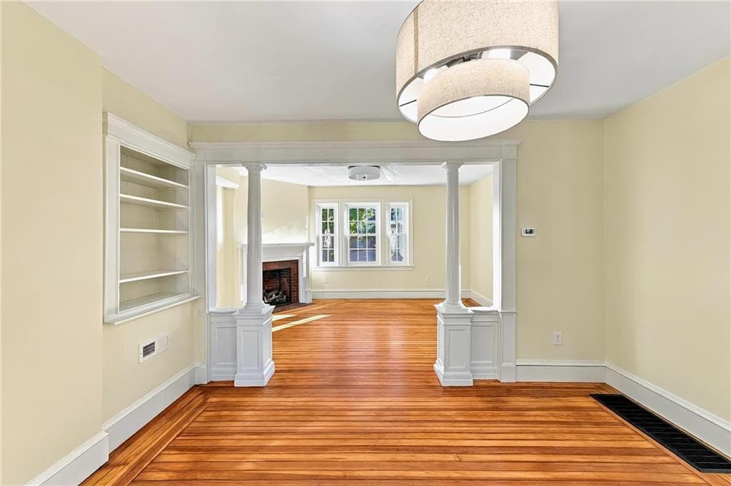 Single Family Residence at 20 Nisbet Street, Providence, photo 10 of 43