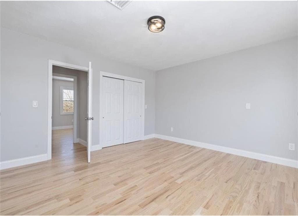 Single Family Residence at 36 Kinnicutt Avenue, Warren, photo 26 of 44