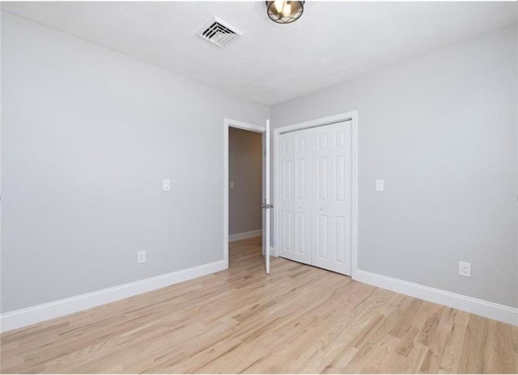 Single Family Residence at 36 Kinnicutt Avenue, Warren, photo 24 of 44