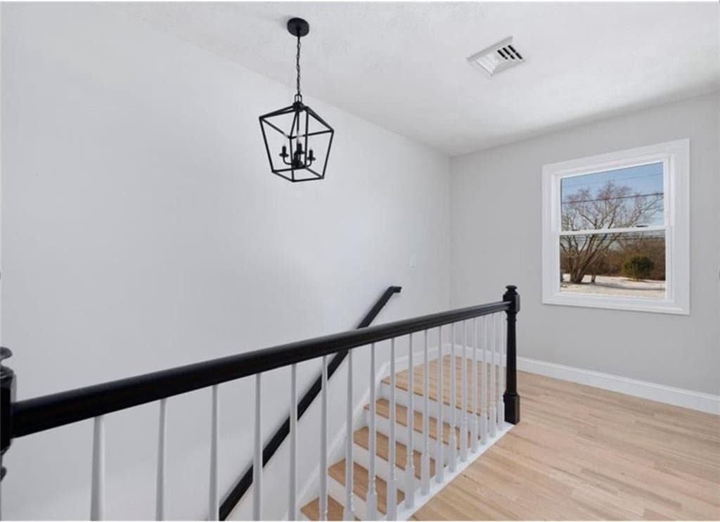 Single Family Residence at 36 Kinnicutt Avenue, Warren, photo 21 of 44
