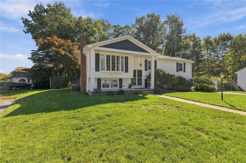 Single Family Residence at 5 Lucille Drive, Smithfield, photo 2 of 44