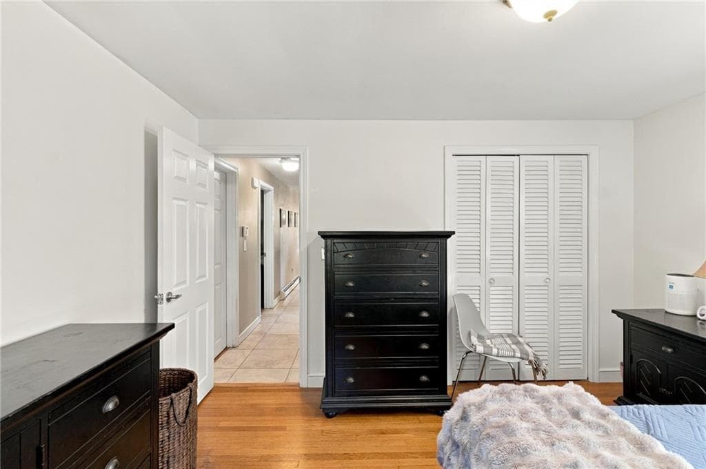 Single Family Residence at 5 Lucille Drive, Smithfield, photo 17 of 44