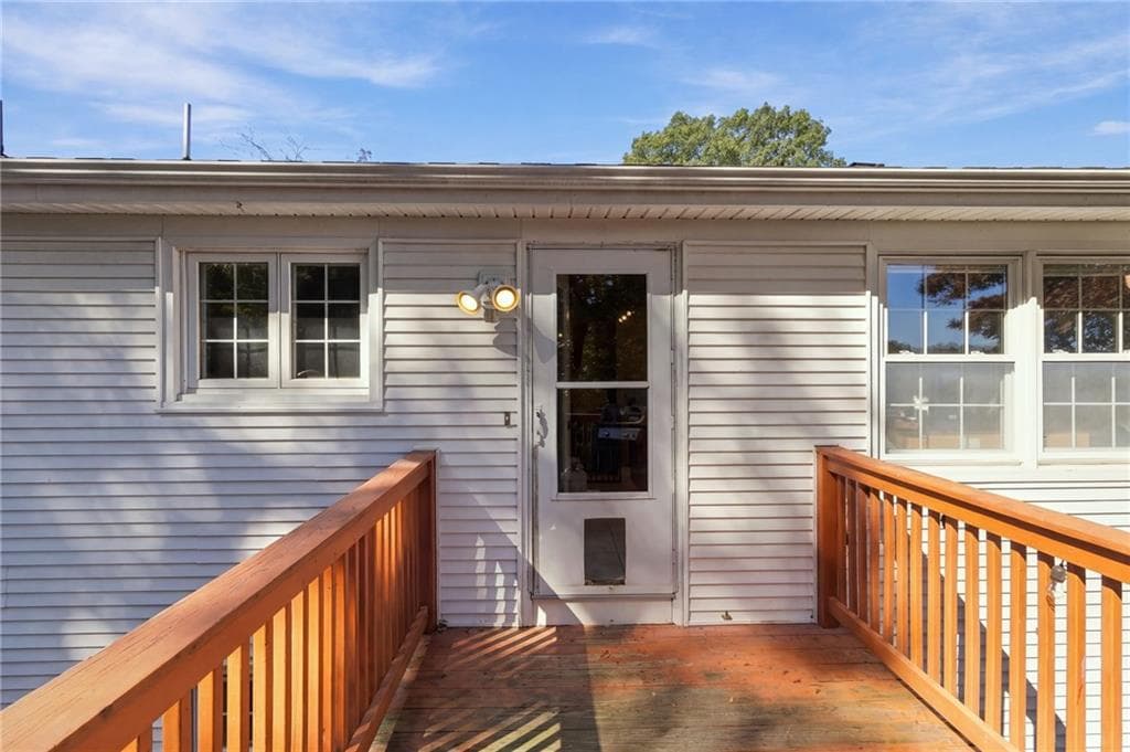 Single Family Residence at 5 Lucille Drive, Smithfield, photo 37 of 44
