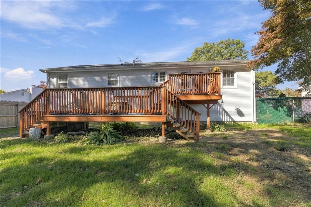 Single Family Residence at 5 Lucille Drive, Smithfield, photo 39 of 44