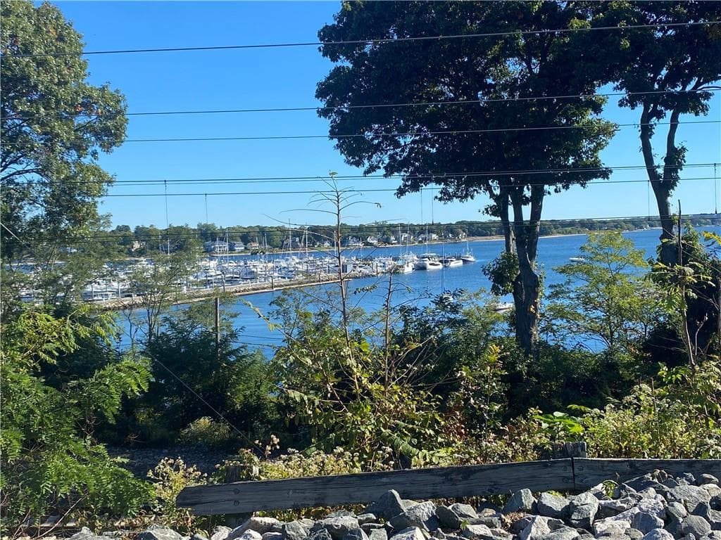 Condominium at 3940 Post Road UNIT 17, Warwick, photo 4 of 12