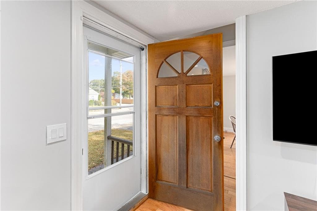 Single Family Residence at 113 Hopkins Hill Road, Coventry, photo 32 of 43