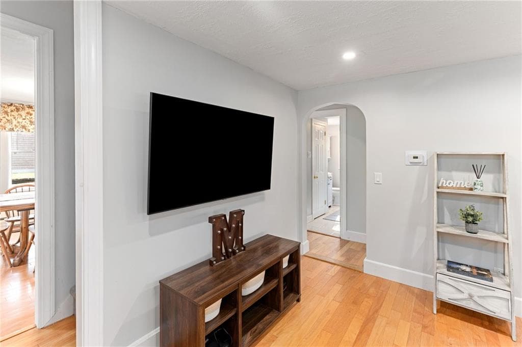Single Family Residence at 113 Hopkins Hill Road, Coventry, photo 31 of 43