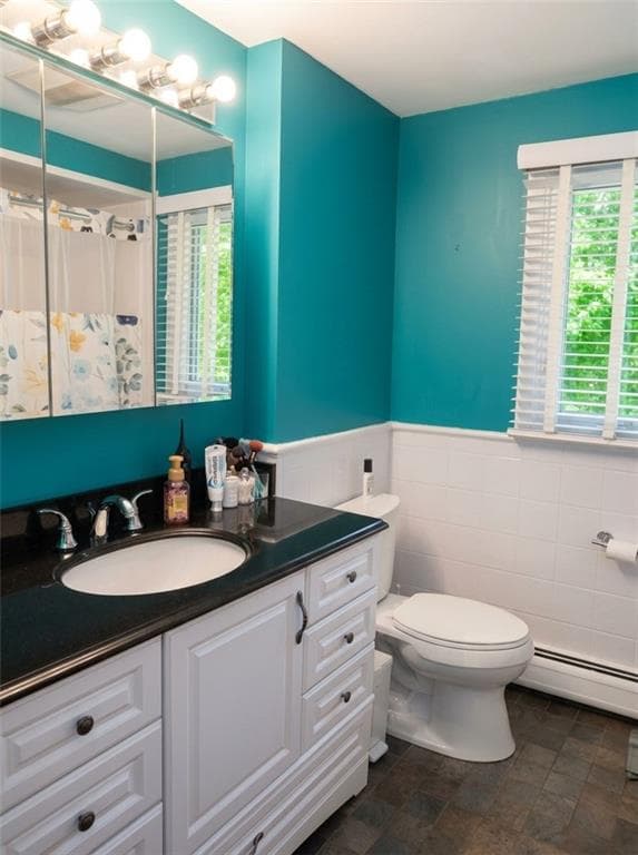 Single Family Residence at 42 Tanglewood Drive, East Providence, photo 17 of 30