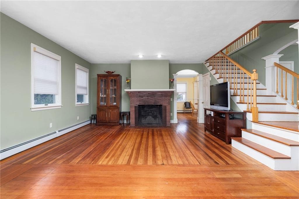 Single Family Residence at 50 Concord Avenue, North Kingstown, photo 8 of 49