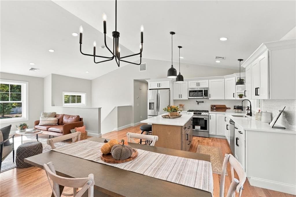 Single Family Residence at 5 Anthony Drive, Cranston, photo 10 of 36