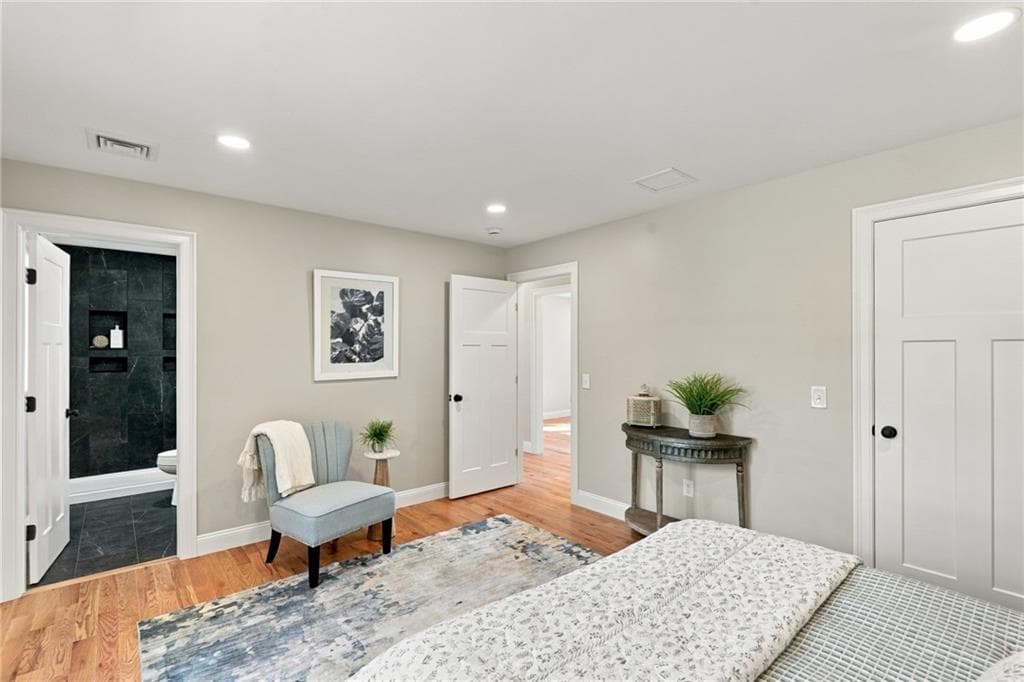 Single Family Residence at 5 Anthony Drive, Cranston, photo 15 of 36