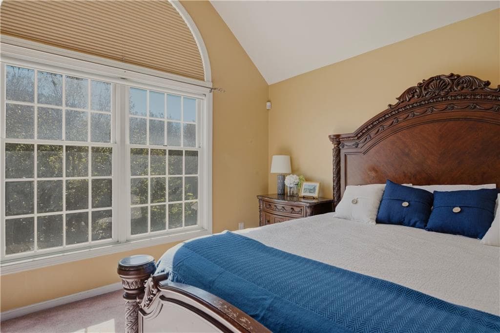 Single Family Residence at 69 Carriage Drive, Portsmouth, photo 27 of 50