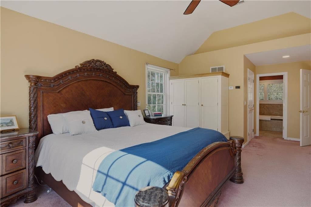 Single Family Residence at 69 Carriage Drive, Portsmouth, photo 29 of 50