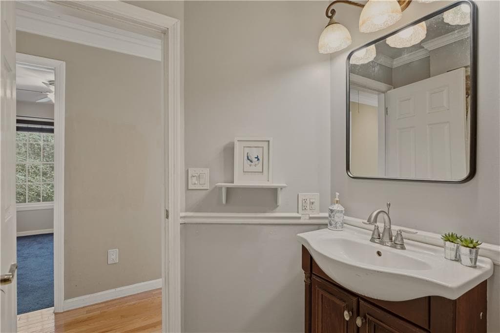 Single Family Residence at 69 Carriage Drive, Portsmouth, photo 25 of 50