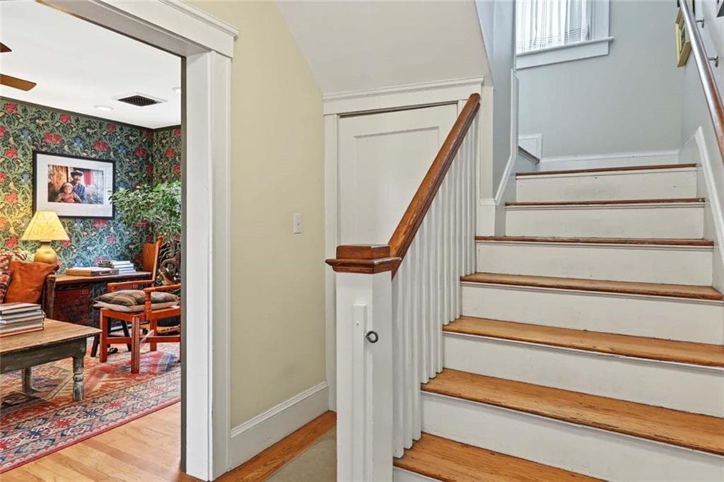 Single Family Residence at 366 Morris Avenue, Providence, photo 29 of 49