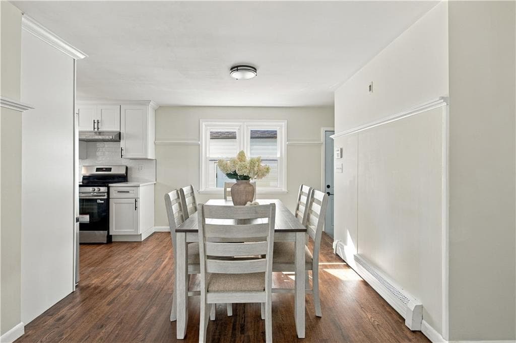 Single Family Residence at 19 Cherry Street, North Providence, photo 6 of 37