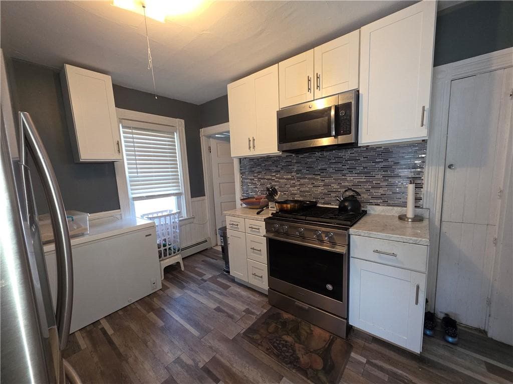 Multi Family at 38 Wildwood Avenue, Providence, photo 7 of 33