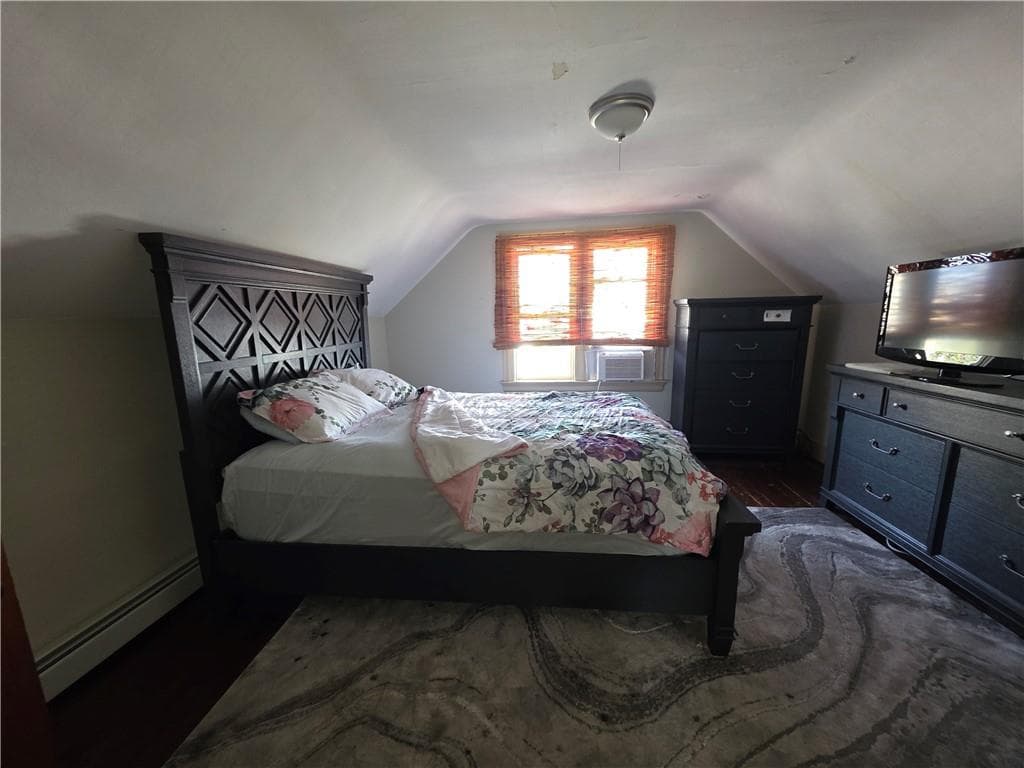 Multi Family at 38 Wildwood Avenue, Providence, photo 14 of 33