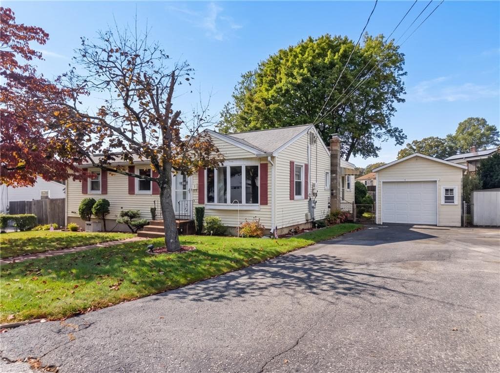 Single Family Residence at 44 Meadow Drive, West Warwick, photo 2 of 49