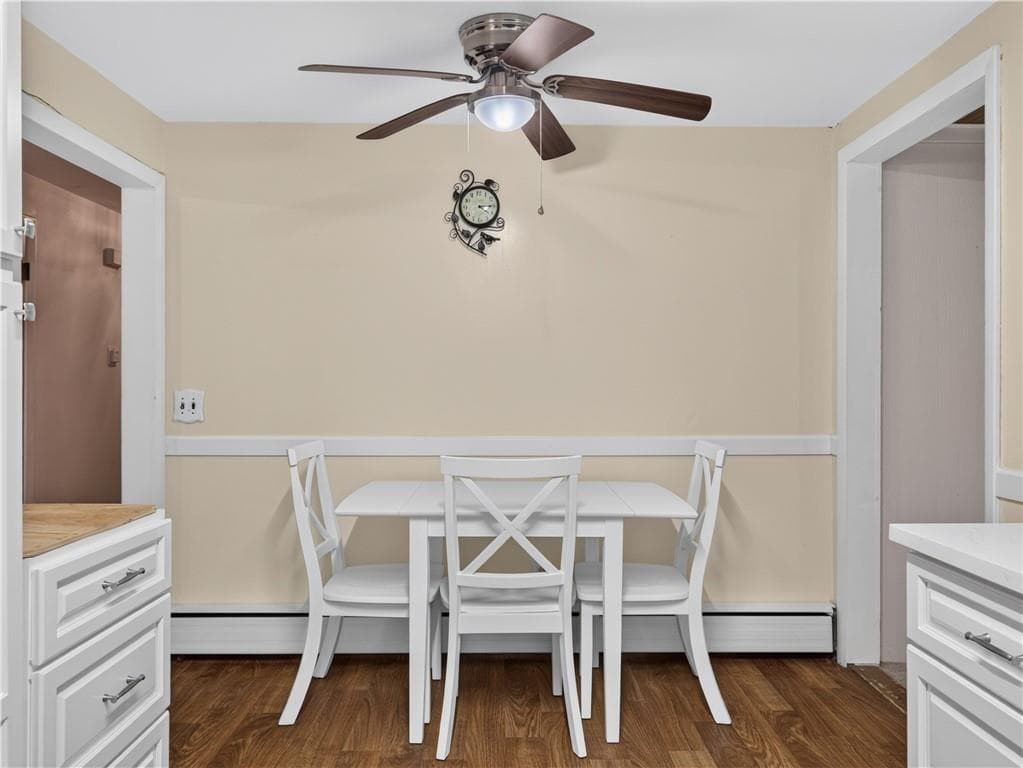 Single Family Residence at 44 Meadow Drive, West Warwick, photo 20 of 49