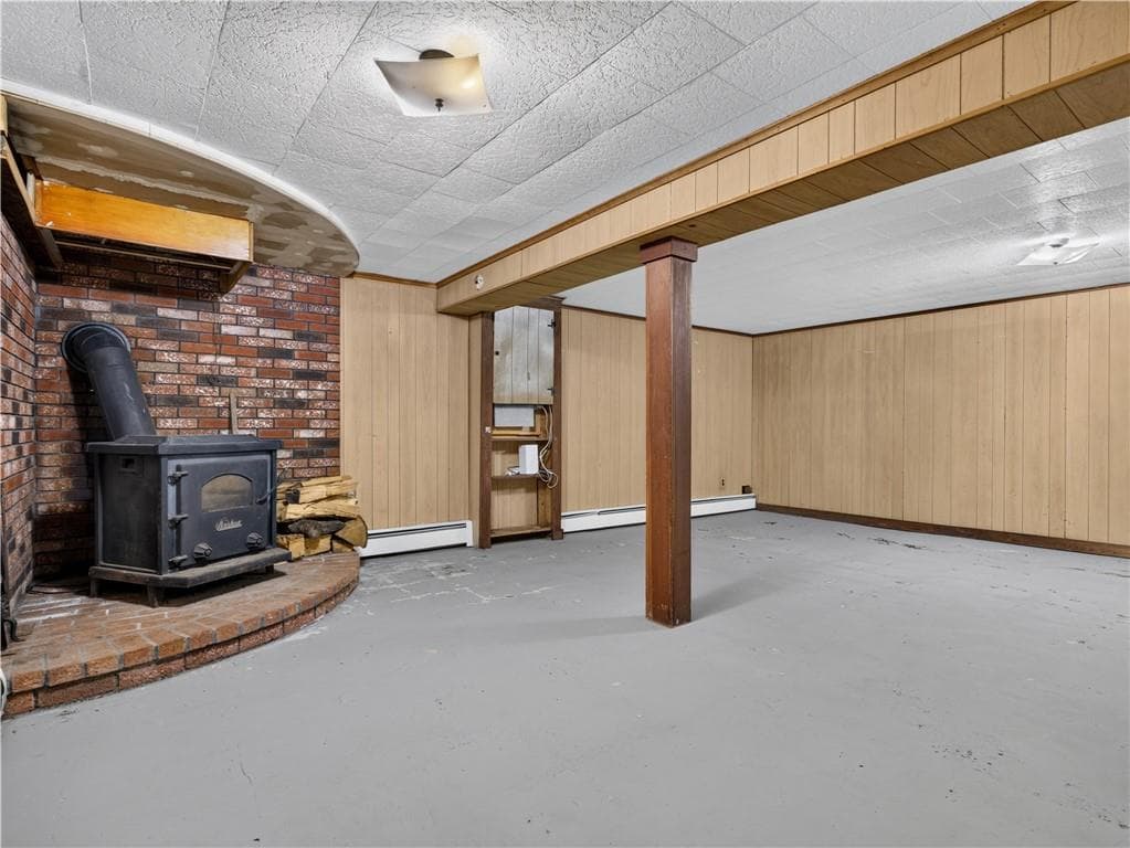Single Family Residence at 44 Meadow Drive, West Warwick, photo 37 of 49