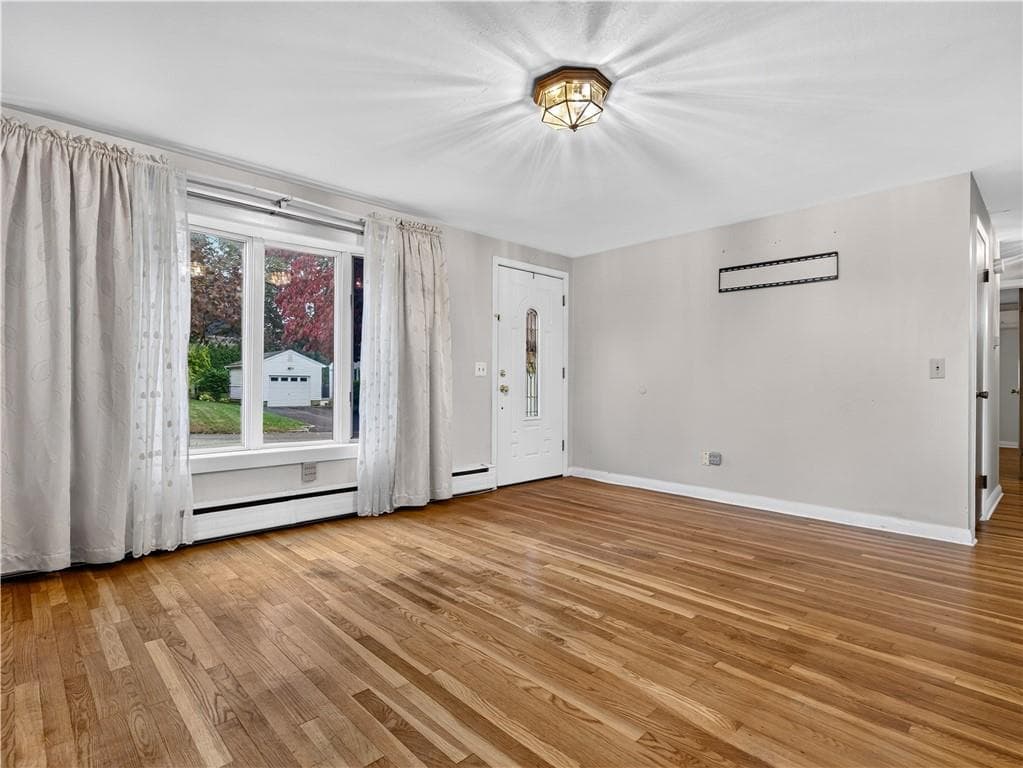Single Family Residence at 44 Meadow Drive, West Warwick, photo 11 of 49