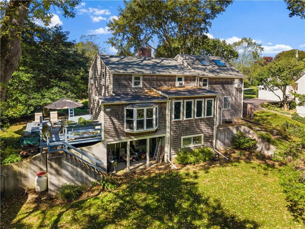 Single Family Residence at 48 Hillcrest Road, South Kingstown, photo 5 of 44