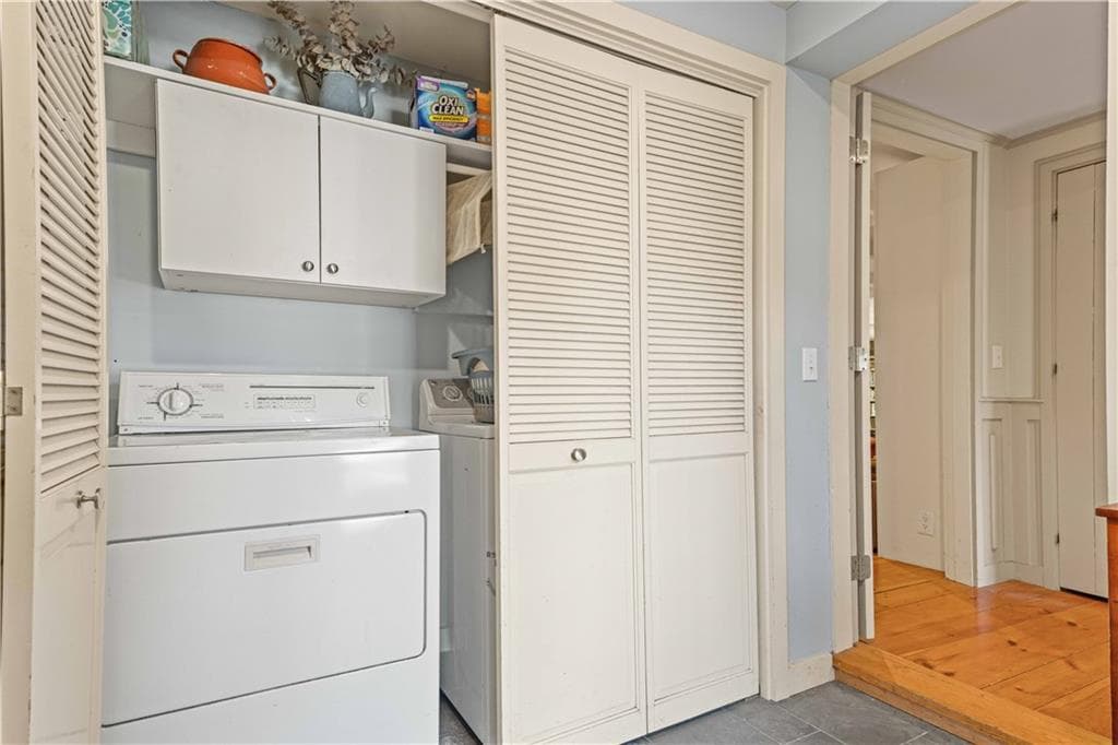 Single Family Residence at 48 Hillcrest Road, South Kingstown, photo 40 of 44