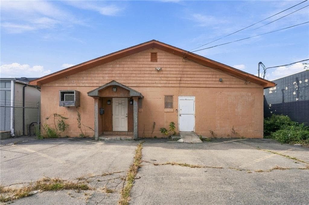 165 Ridge Street